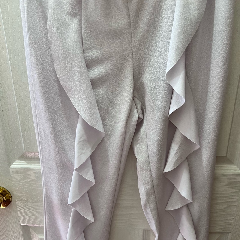 Elegant White Ruffle Pants - Picture 5 of 6